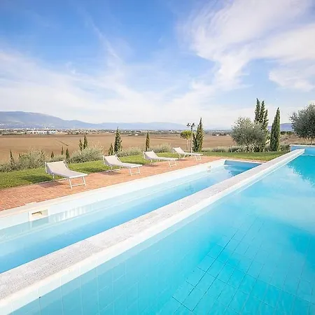 In Via Lippia Sleeps 3 Includes Swimming Pool Villa *